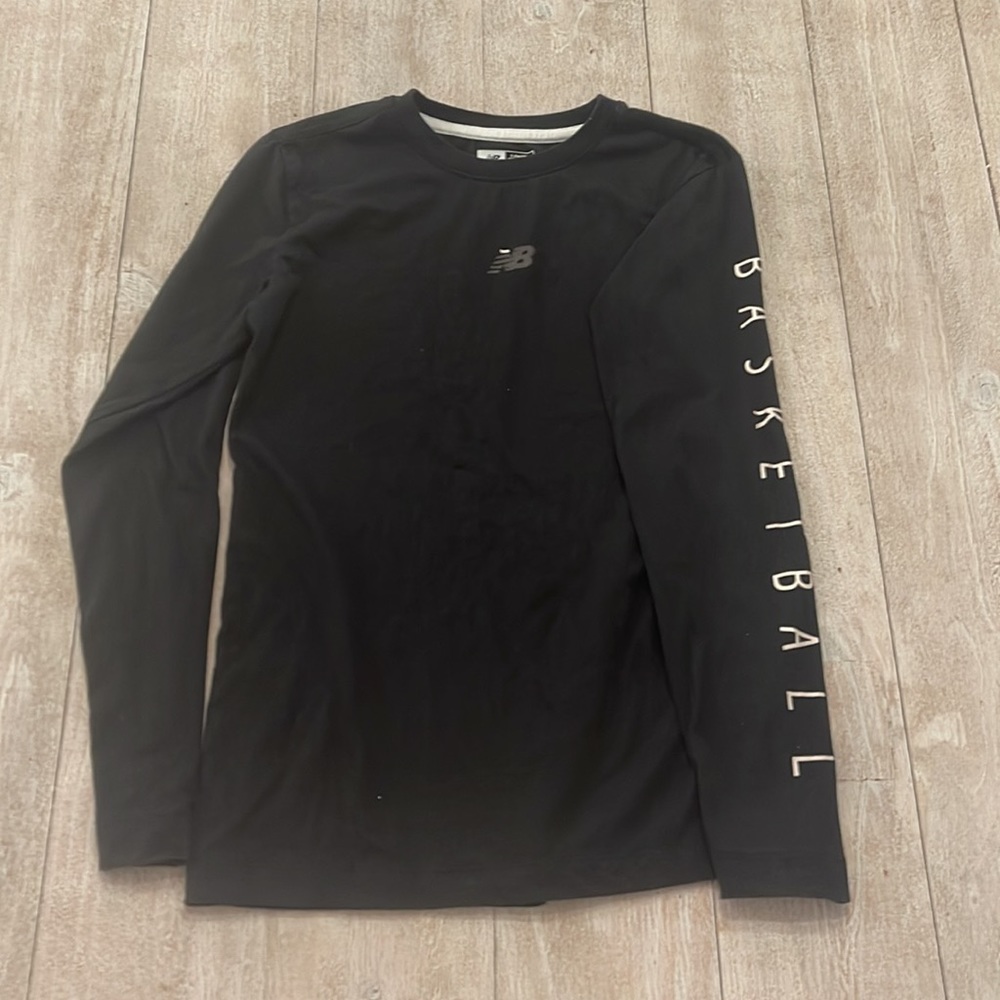 Boys black white striped new balance basketball top 14/16